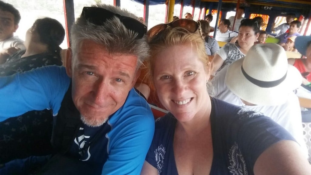 Chiva bus cartagena colombia