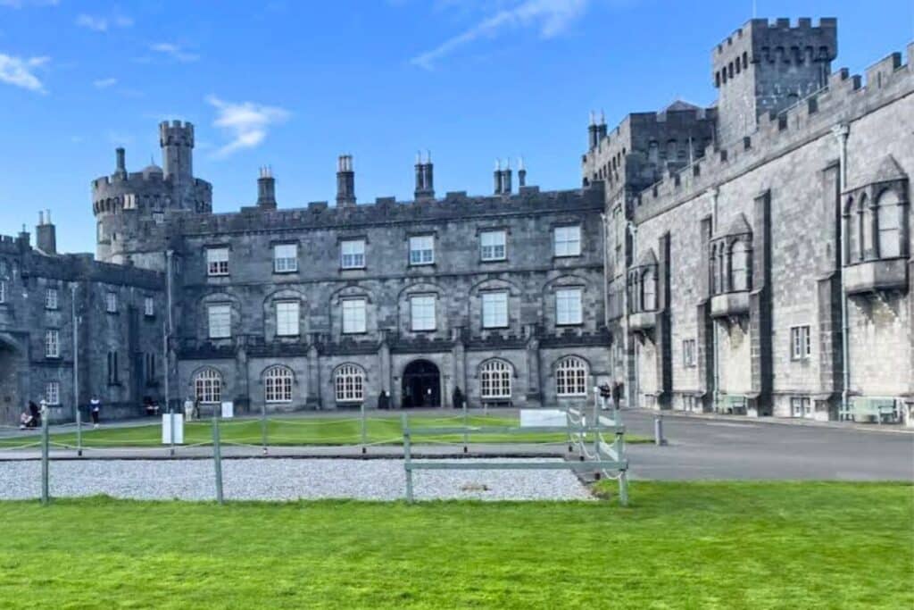 Kilkenny Castle Day Tour from Dublin