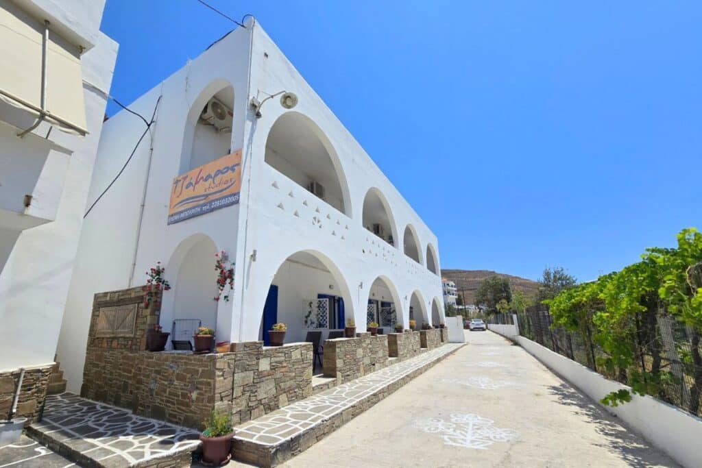 Kythnos Greece Hotels Tzamaros Suites Merichas