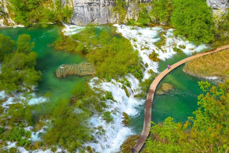 Plitvice Lakes, Croatia: This UNESCO Waterfall Wonderland is Europe’s Dreamiest National Park💦
