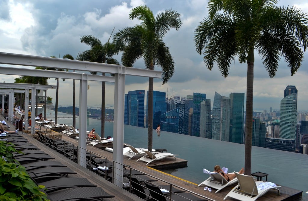 Infinity pool Marina Bay Sands Singapore