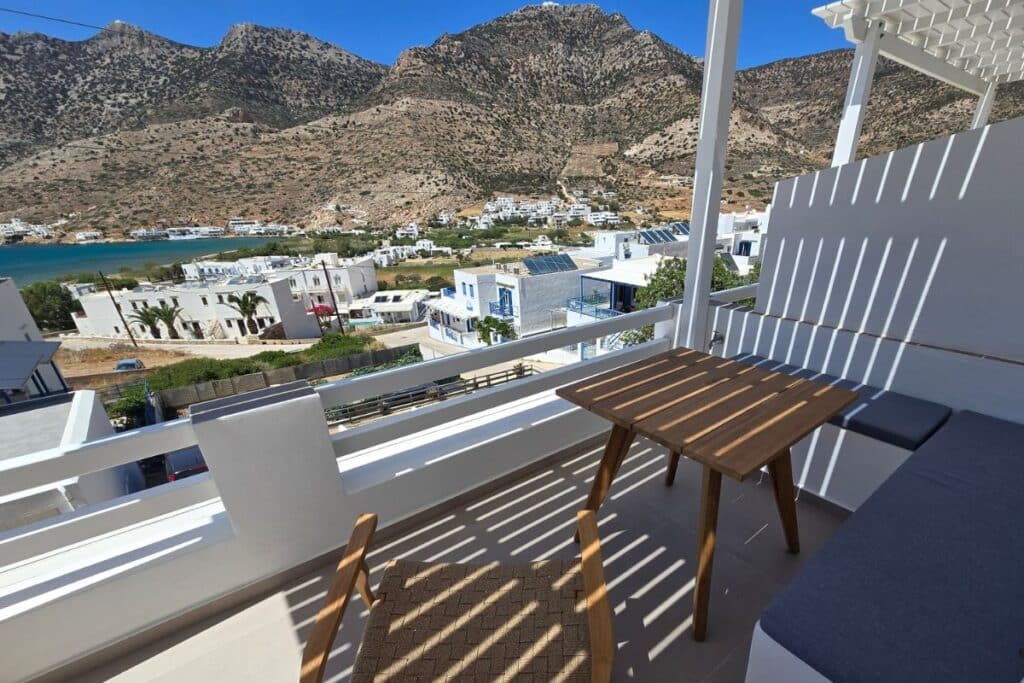 Studios Mirtia Sifnos Greece